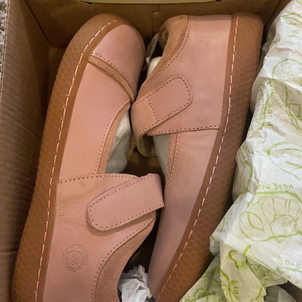 Livie & Luca shoes, pale pink. Size 2.